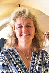 Anita Falkenek, KRAV